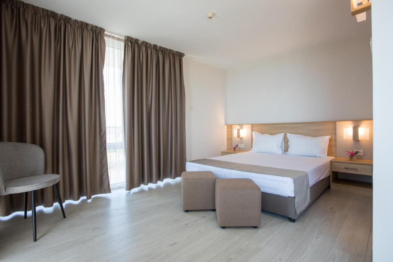 Hotel Coop - Kiten Китен Экстерьер фото